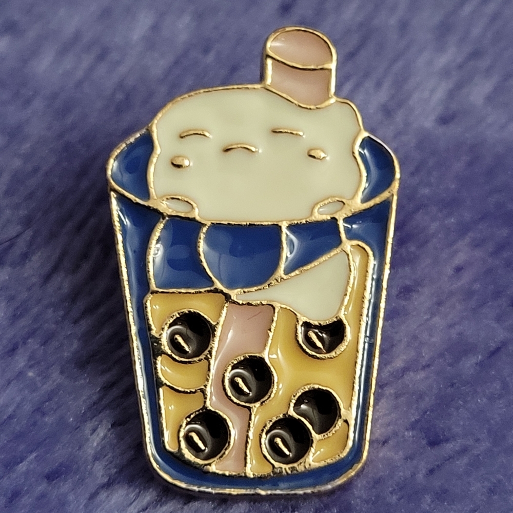 Adora-boba Tea Enamel Pin - Picture 9 of 9